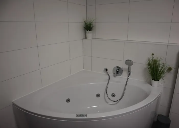 Park-apartment Scharmuetzelsee 13 *